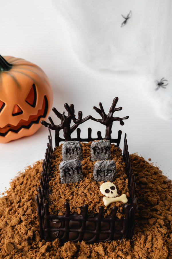 TARTA  HALLOWEEN (CHOCOLATE)